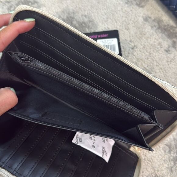 Elegant Woven Wallet - Black, Blue, Cream - Card Slots - BRAND NEW Woven Zip Up - Picture 6 of 6